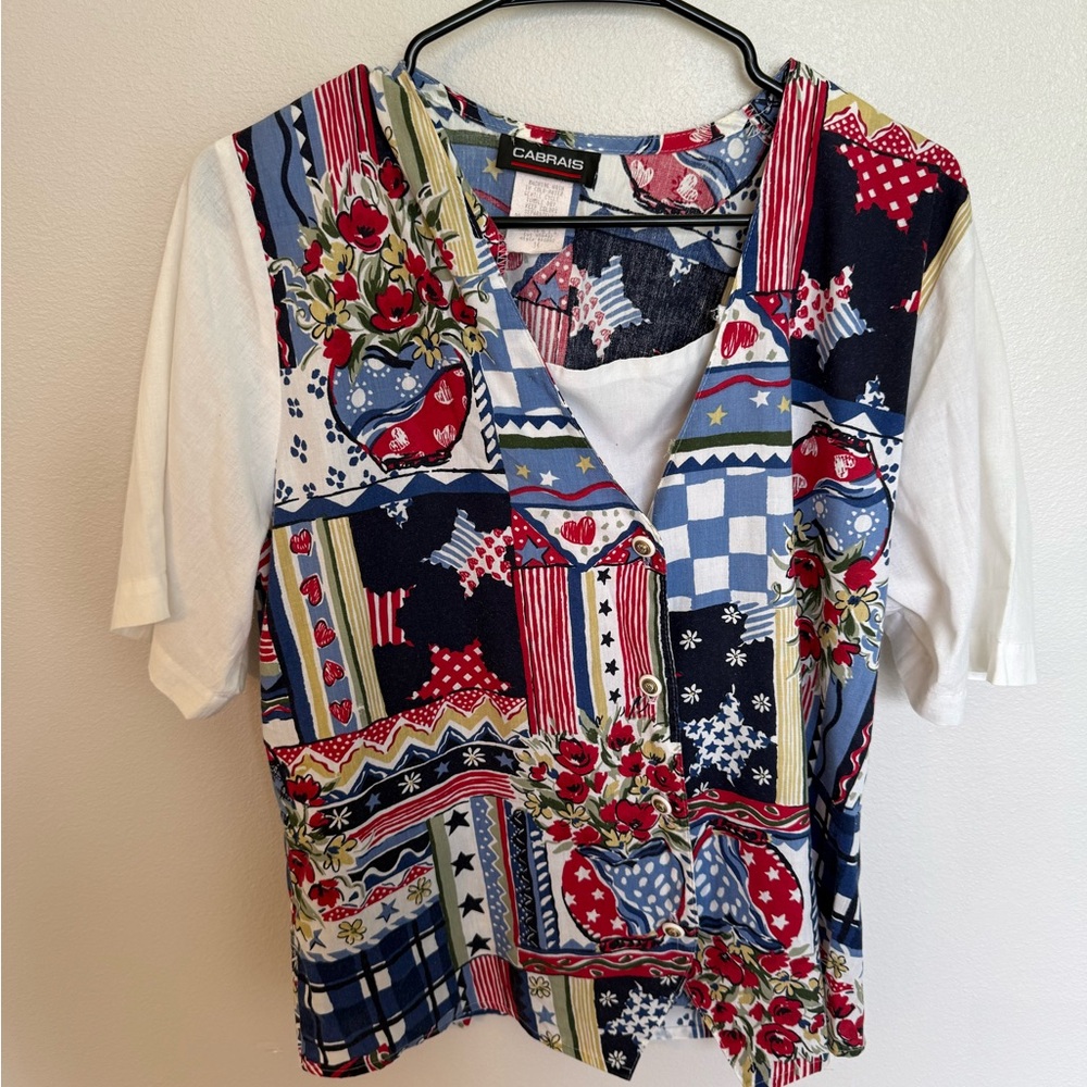 Red and Blue Graphic Buttoned Blouse with Notched Collar